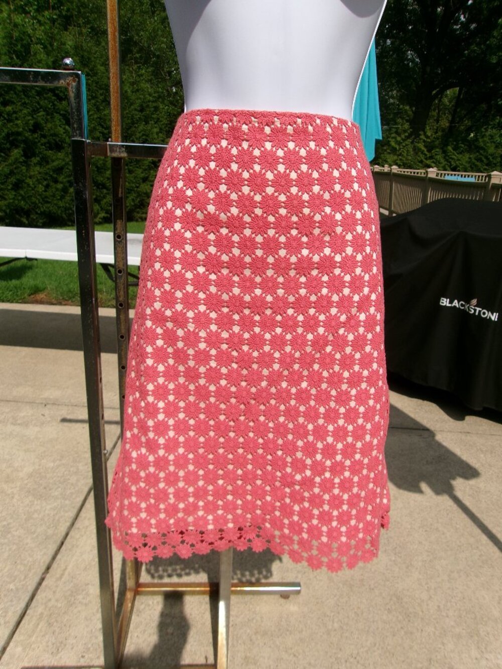 NWOT TALBOTS ORANGE EMBROIRDED FLOWER SKIRT 12